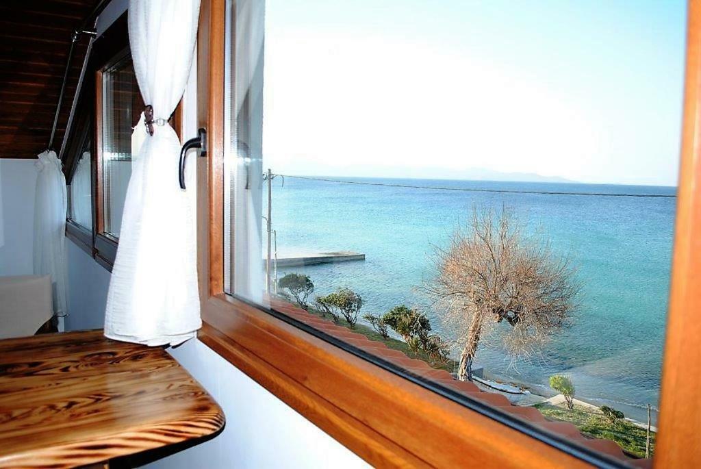 Apartmán Golden Attic Nea Roda Exteriér fotografie