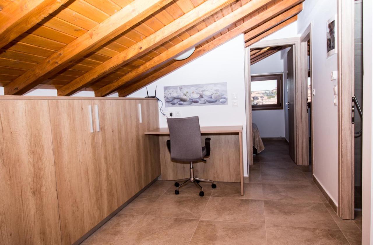 Apartmán Golden Attic Nea Roda Exteriér fotografie