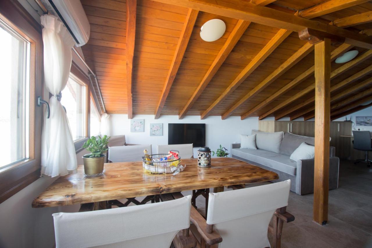 Apartmán Golden Attic Nea Roda Exteriér fotografie