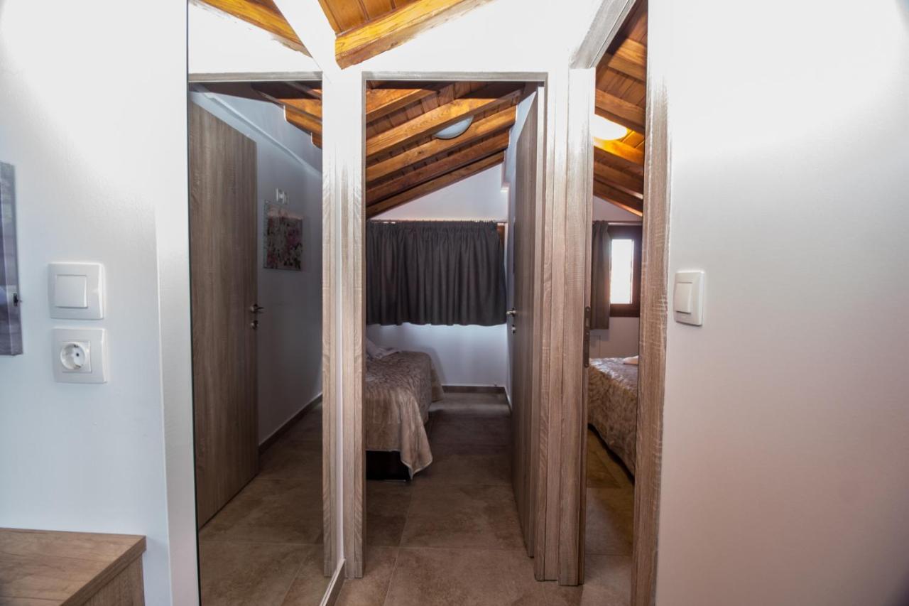 Apartmán Golden Attic Nea Roda Exteriér fotografie