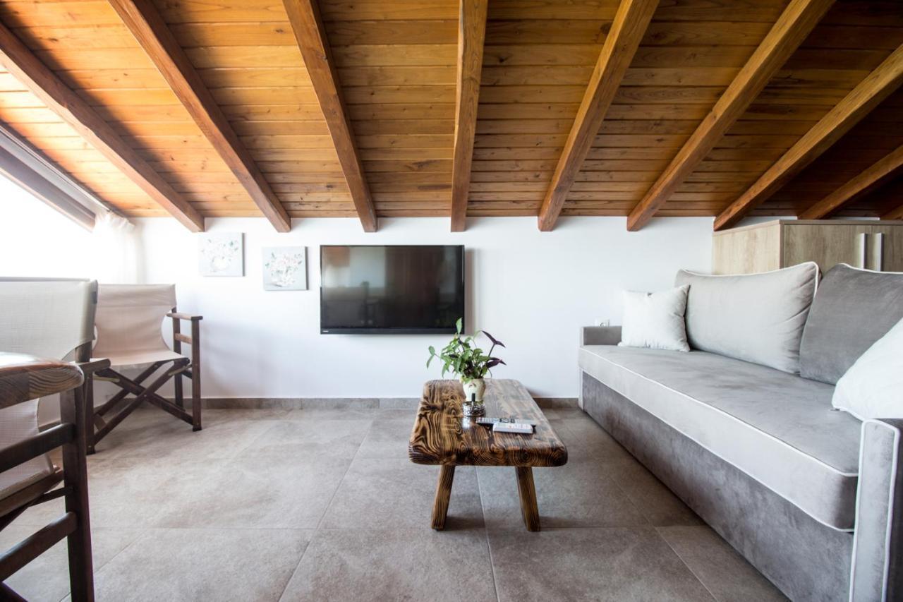 Apartmán Golden Attic Nea Roda Exteriér fotografie