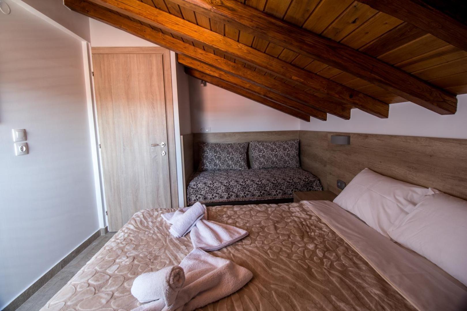 Apartmán Golden Attic Nea Roda Exteriér fotografie
