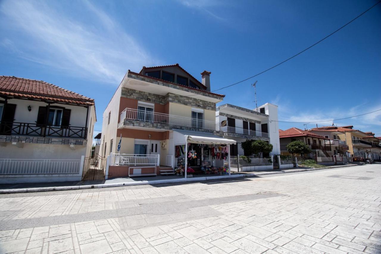 Apartmán Golden Attic Nea Roda Exteriér fotografie