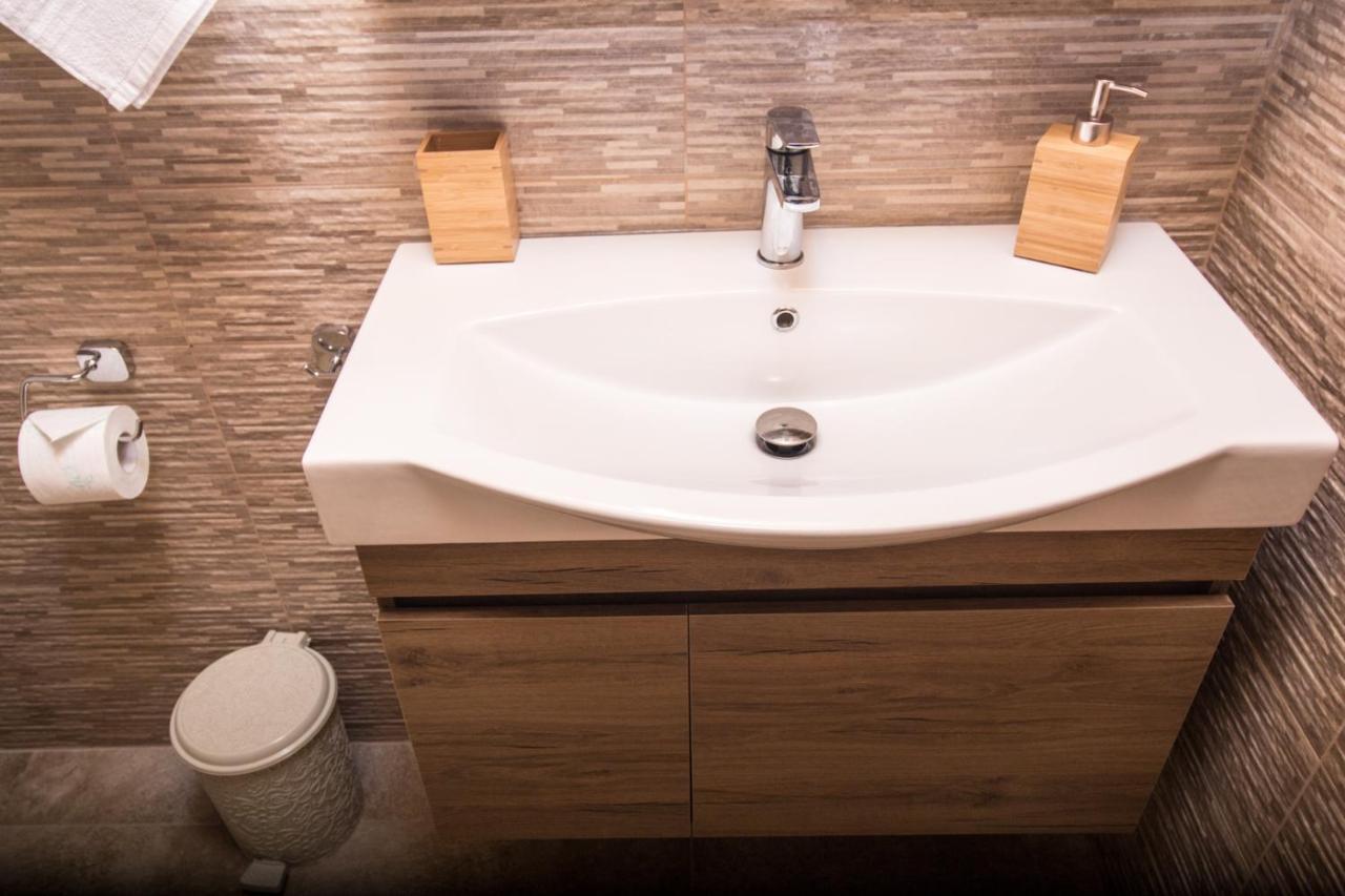 Apartmán Golden Attic Nea Roda Exteriér fotografie