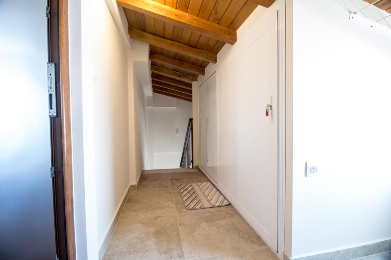 Apartmán Golden Attic Nea Roda Exteriér fotografie